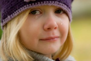 Read more about the article Warum es so wichtig ist, alle Gefühle unserer Kinder anzunehmen und wie wir wieder eine reiche Gefühlssprache lernen