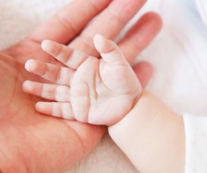Read more about the article Was wir unserem Neugeborenen versprechen